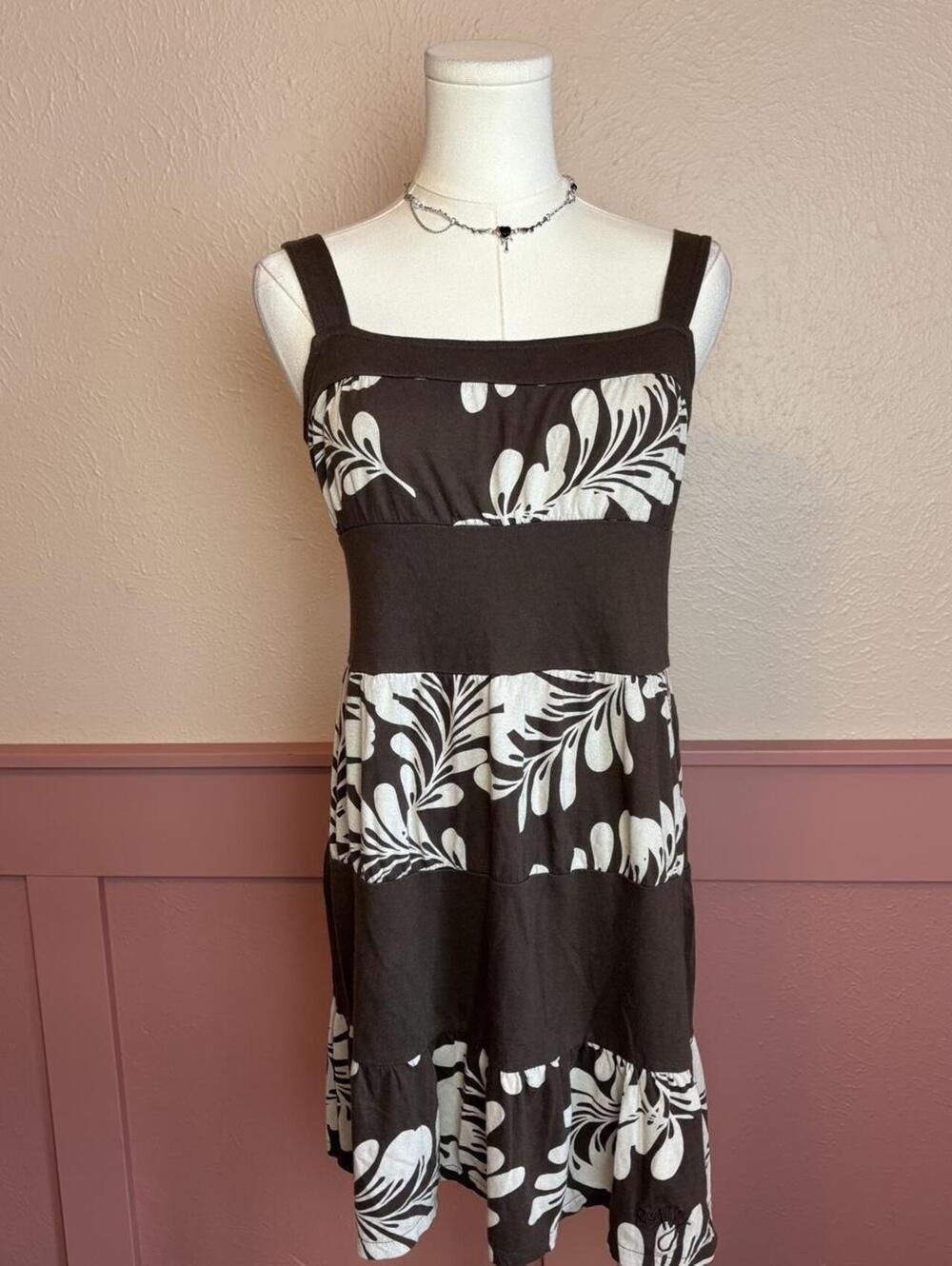 roxy brown coastal floral dress  sz medium
